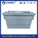 50 -лі пластиковий контейнер, що рухається, прикріплений кришкою